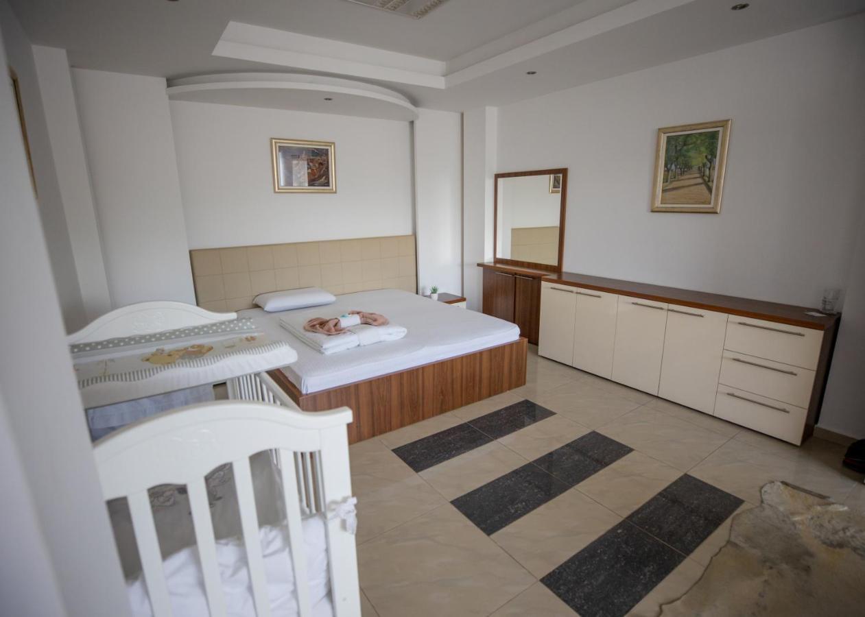 Guest House Agropapuk Šid Exterior foto