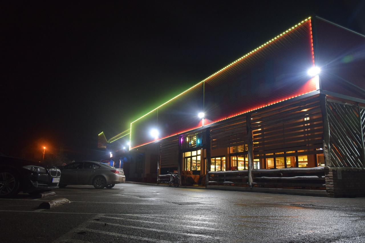 Guest House Agropapuk Šid Exterior foto